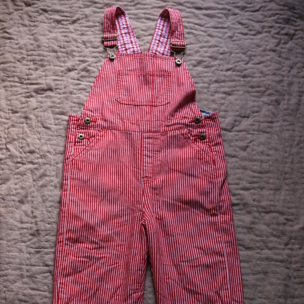 Kids overalls/ jumpsuit/dungarees by Tootsa Macginty size 5-6 yo